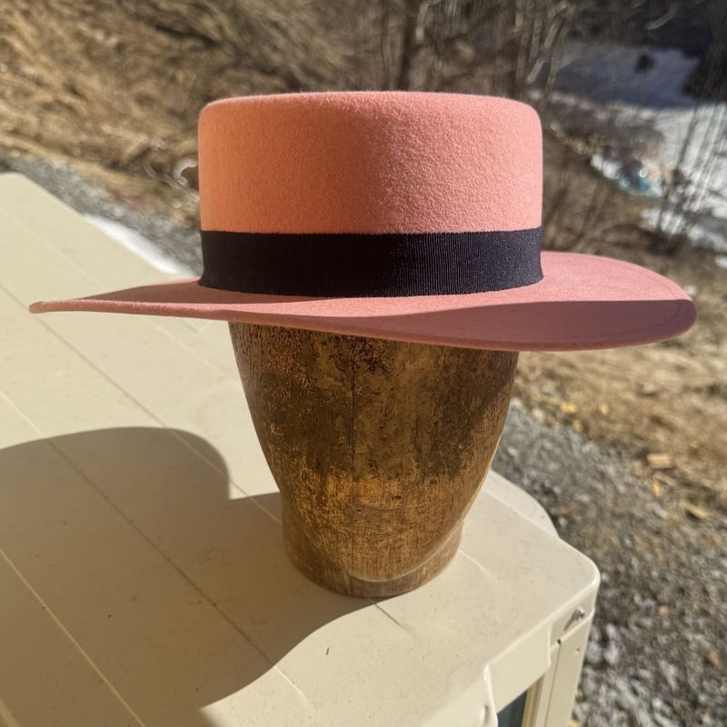 Spansk hatt rosa