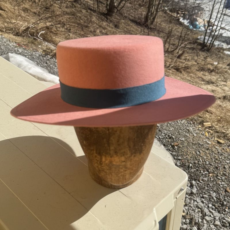 Spansk hatt rosa