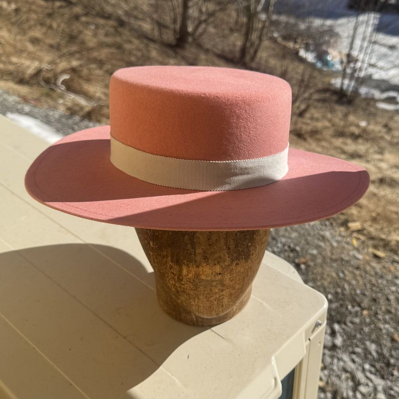 Spansk hatt rosa